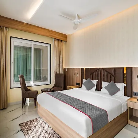 Grand Asian Hotel